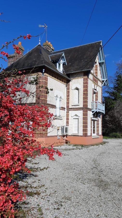 Le Manoir De Louviers Apartment Exterior photo