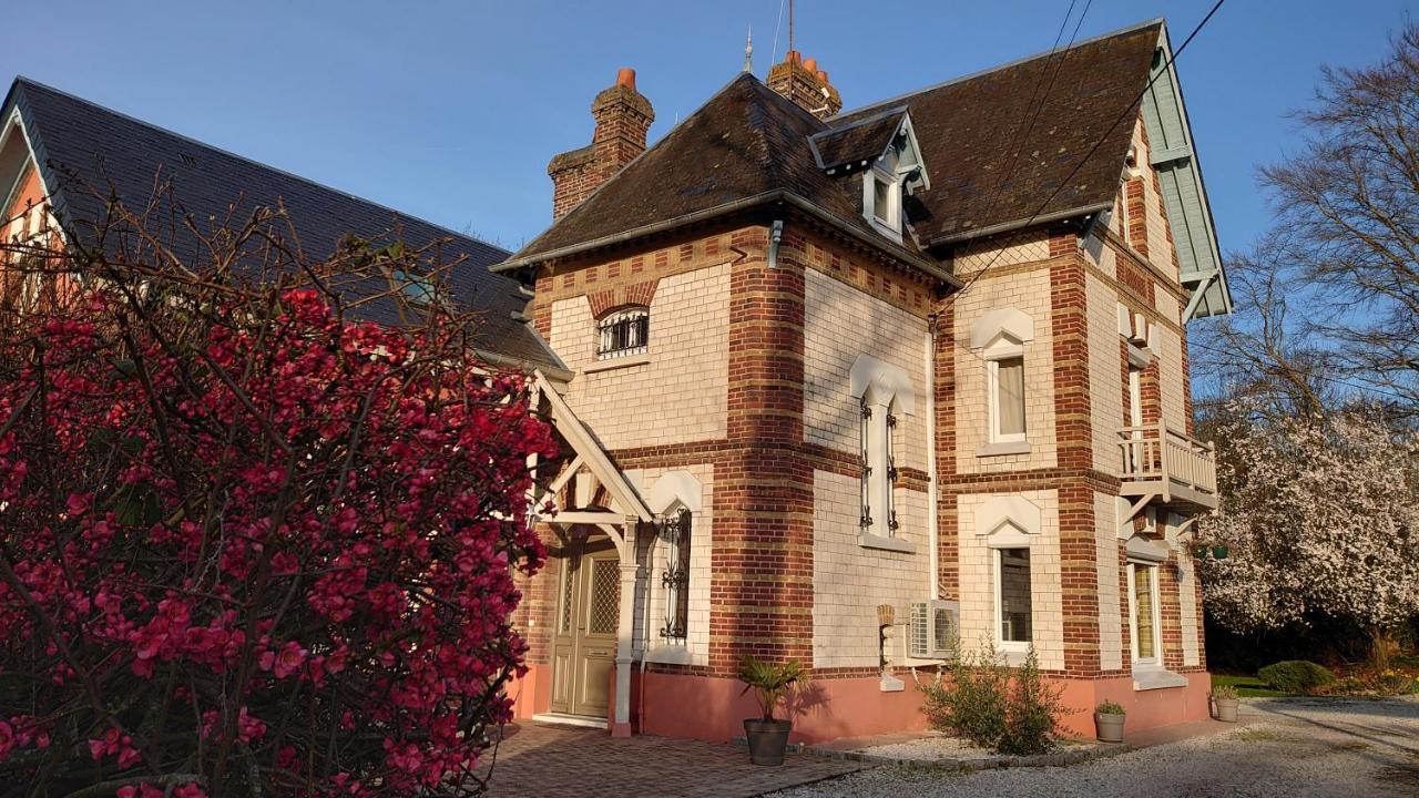 Le Manoir De Louviers Apartment Exterior photo
