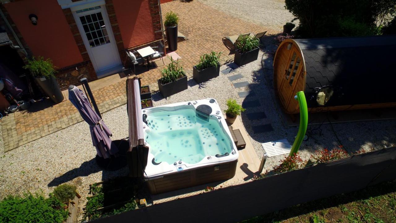 Le Manoir De Louviers Apartment Exterior photo